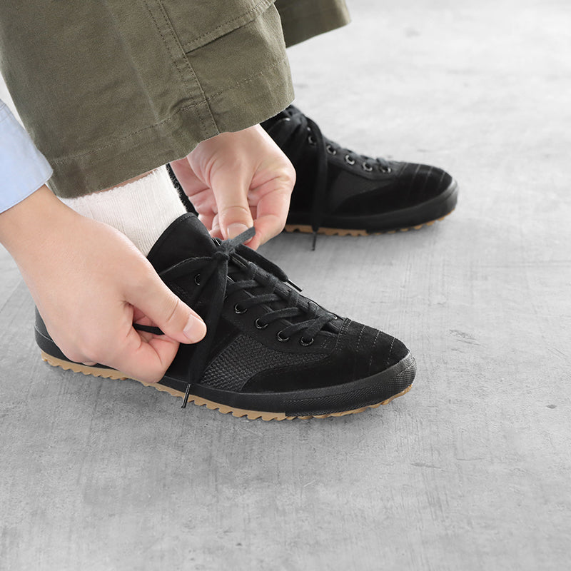 GYMNA ACE BLACK