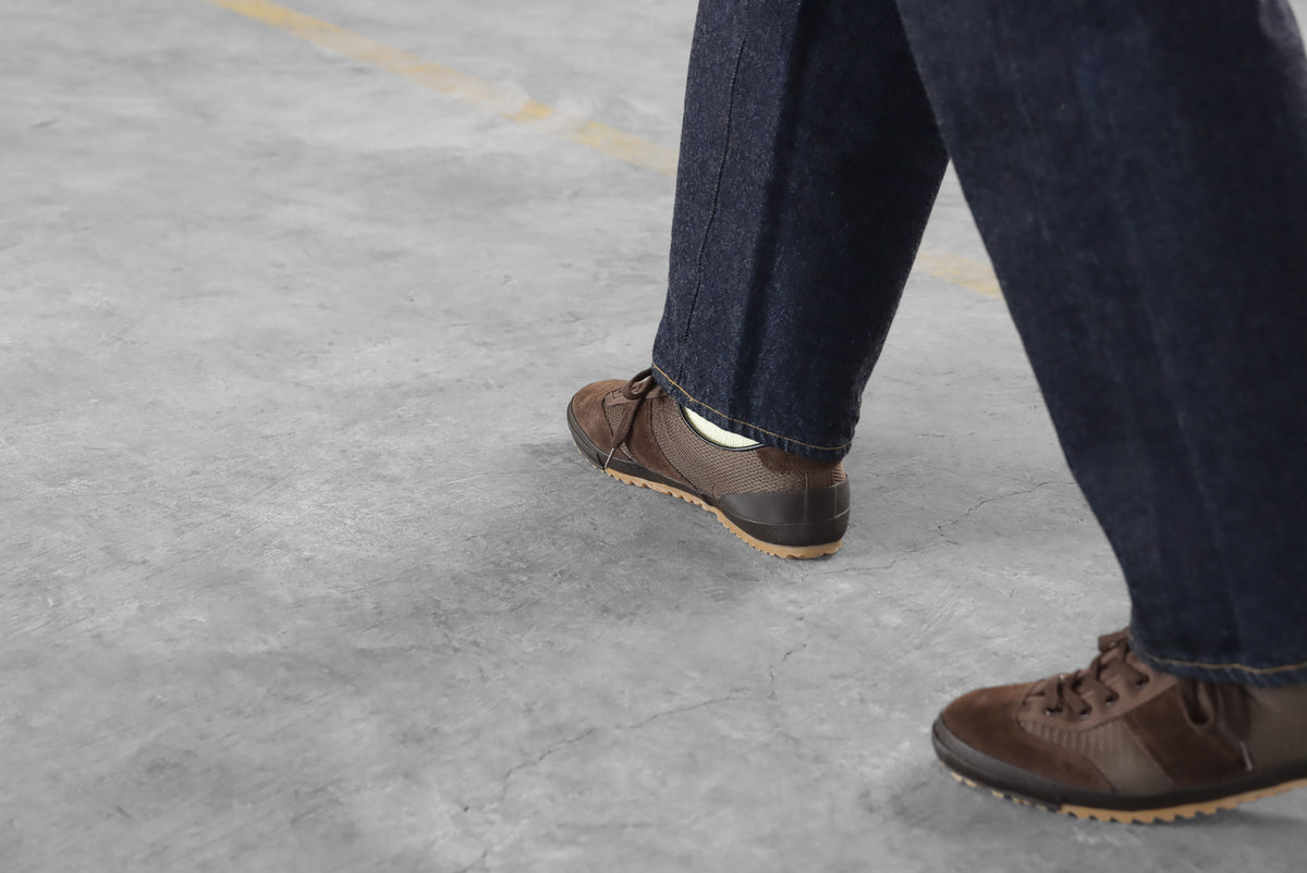 GYMNA ACE BROWN