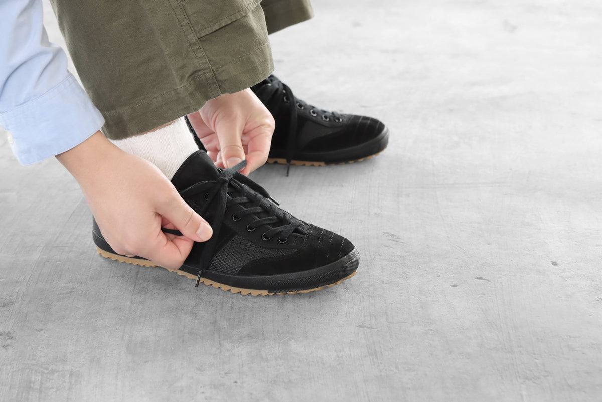GYMNA ACE BLACK