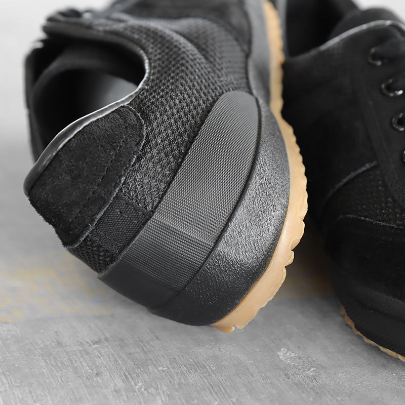GYMNA ACE BLACK